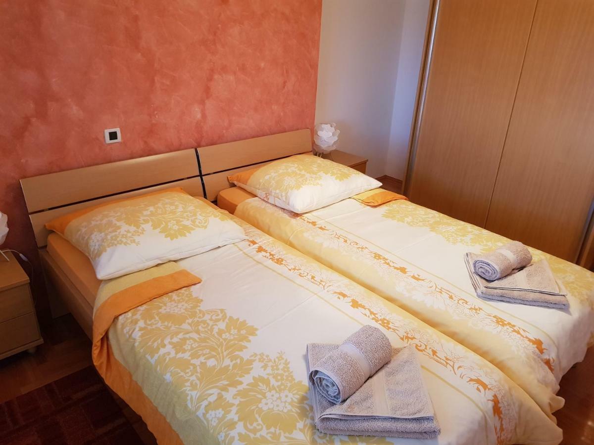 Ferienhaus Topic Върсар Екстериор снимка